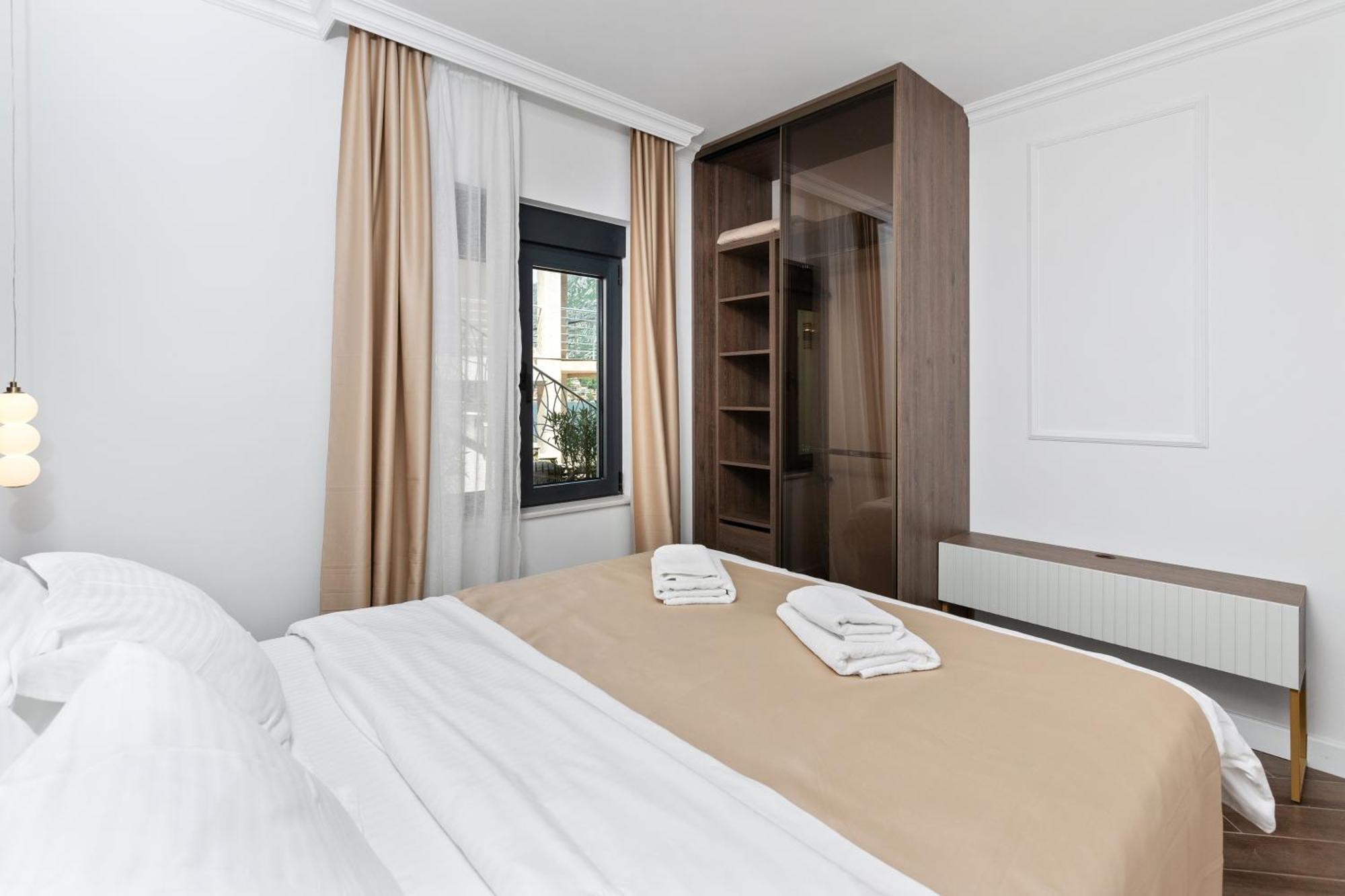 Dekaderon Lux Apartments Kotor Exterior photo